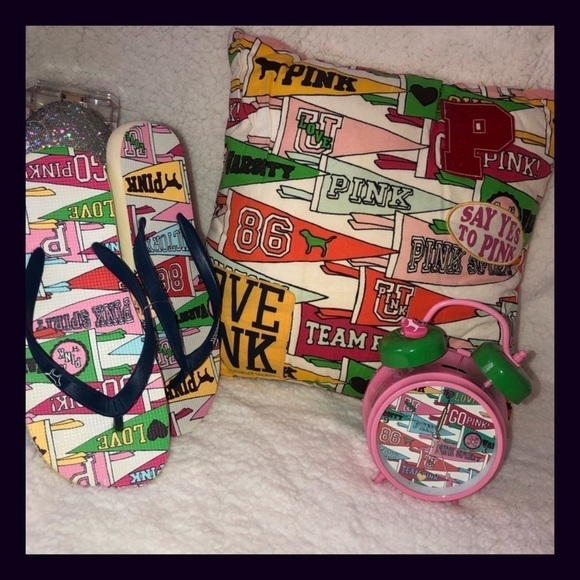 Victoria’s Secret Pink Flag Alarm Clock Throw Pillow Flip Flops Set - Picture 1 of 9
